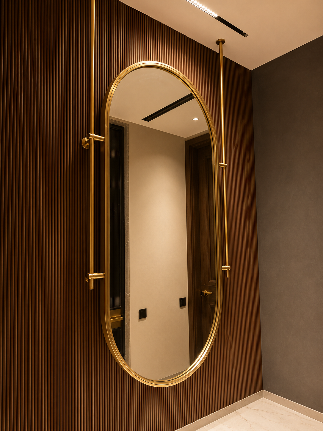 Linea Suspension Gold PVD Capsule Mirror